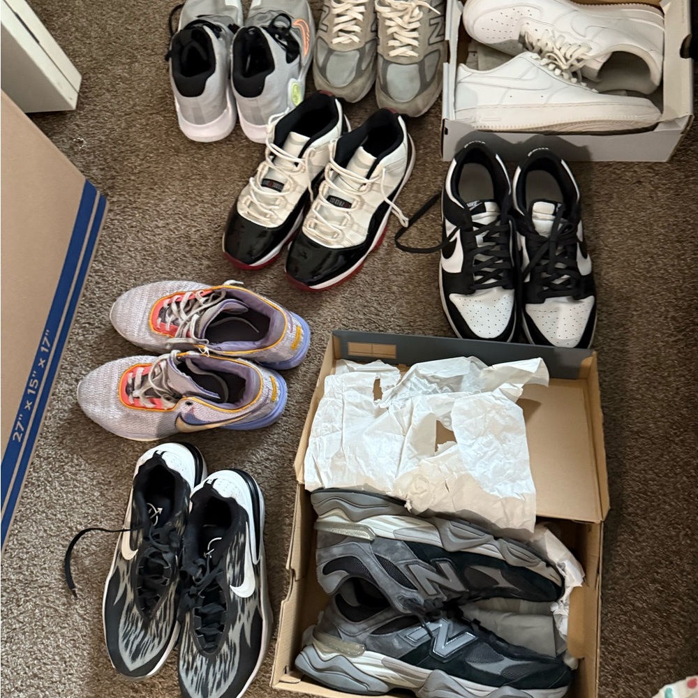 Nike Black and White Low-Top Sneakers